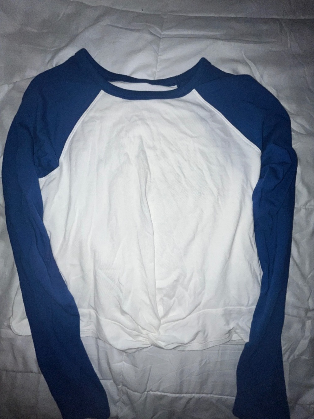 Hollister cropped baseball tee sz L